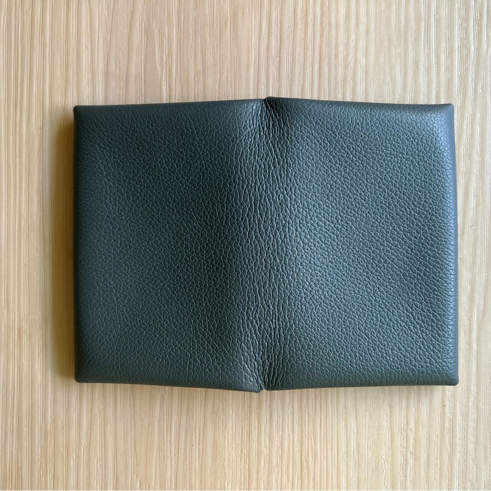 Hermes Verso Calvi Cardholder - Picture 4 of 11